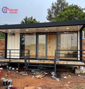 Container nhà ở có mái hiên